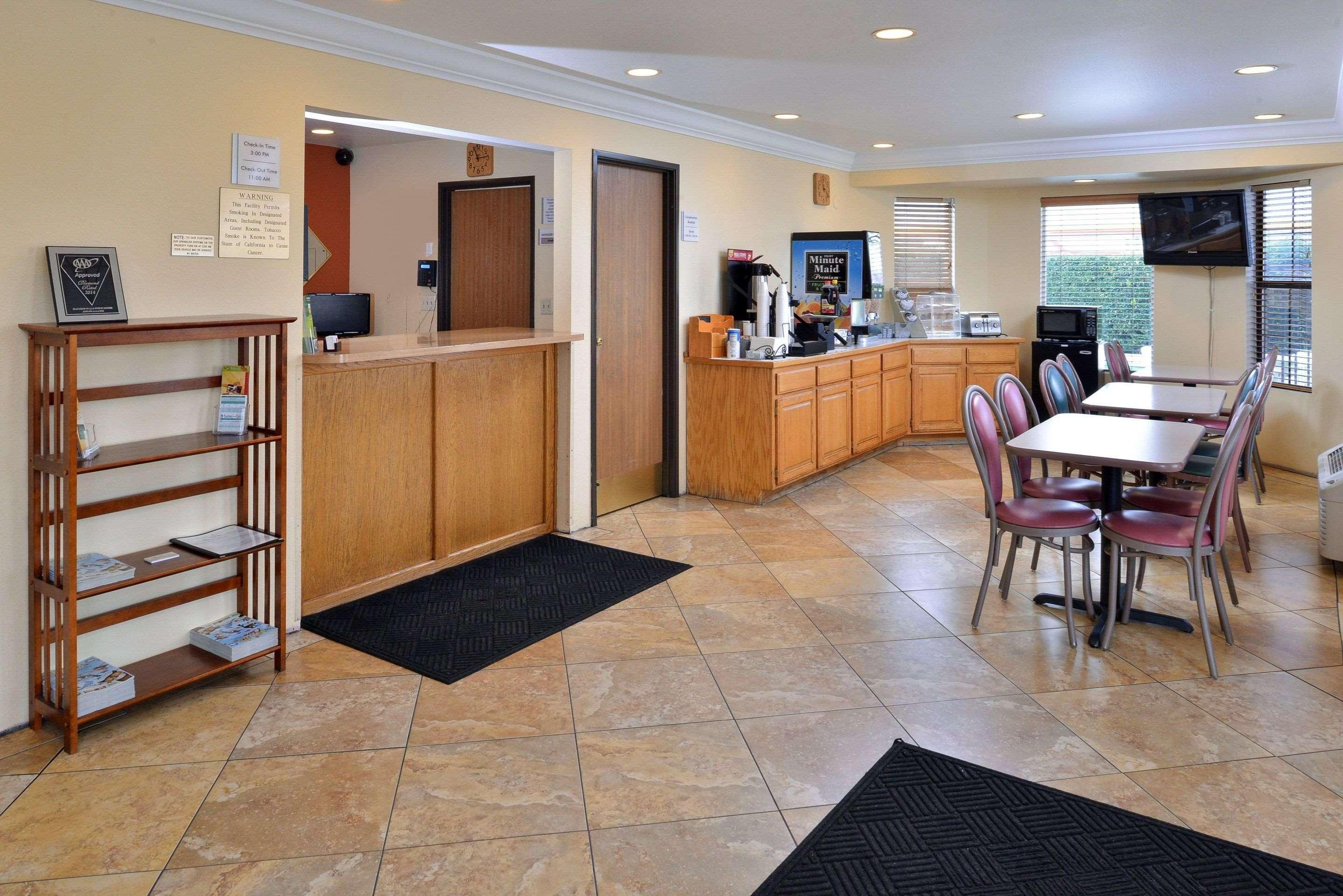 Econo Lodge Inn & Suites Corning Luaran gambar